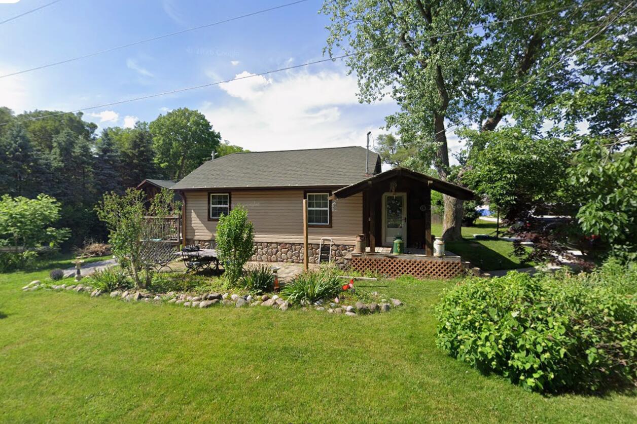 N6185 Crescent Pl
