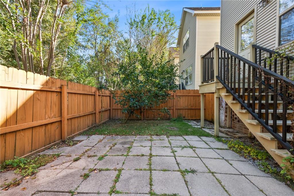 19104 SANDY Lane 14