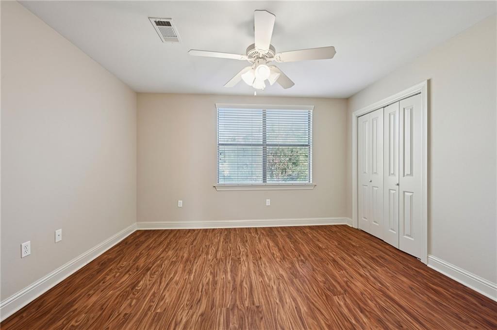 19104 SANDY Lane 14