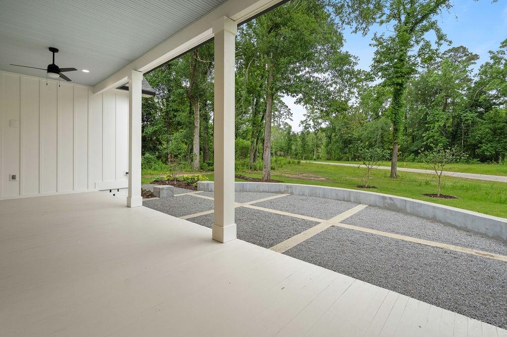 641 LOGGERS Circle