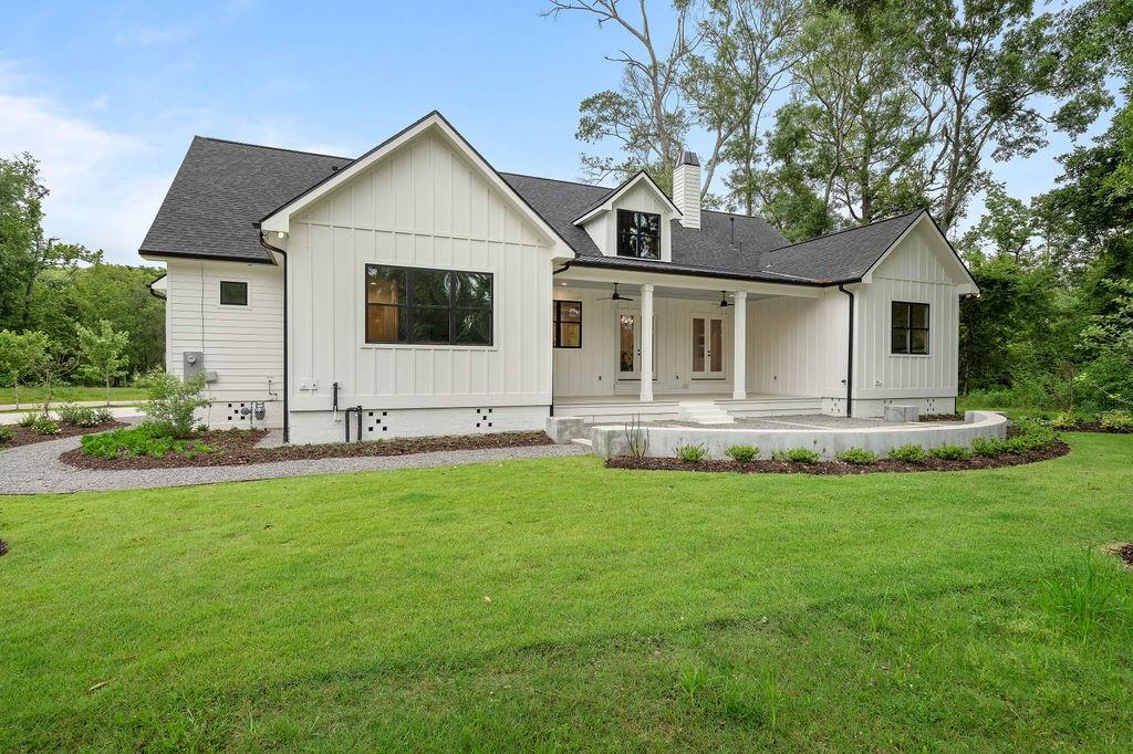 641 LOGGERS Circle