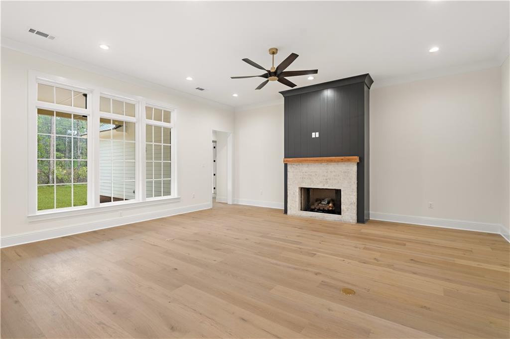 208 CHATEAU PAPILLION None