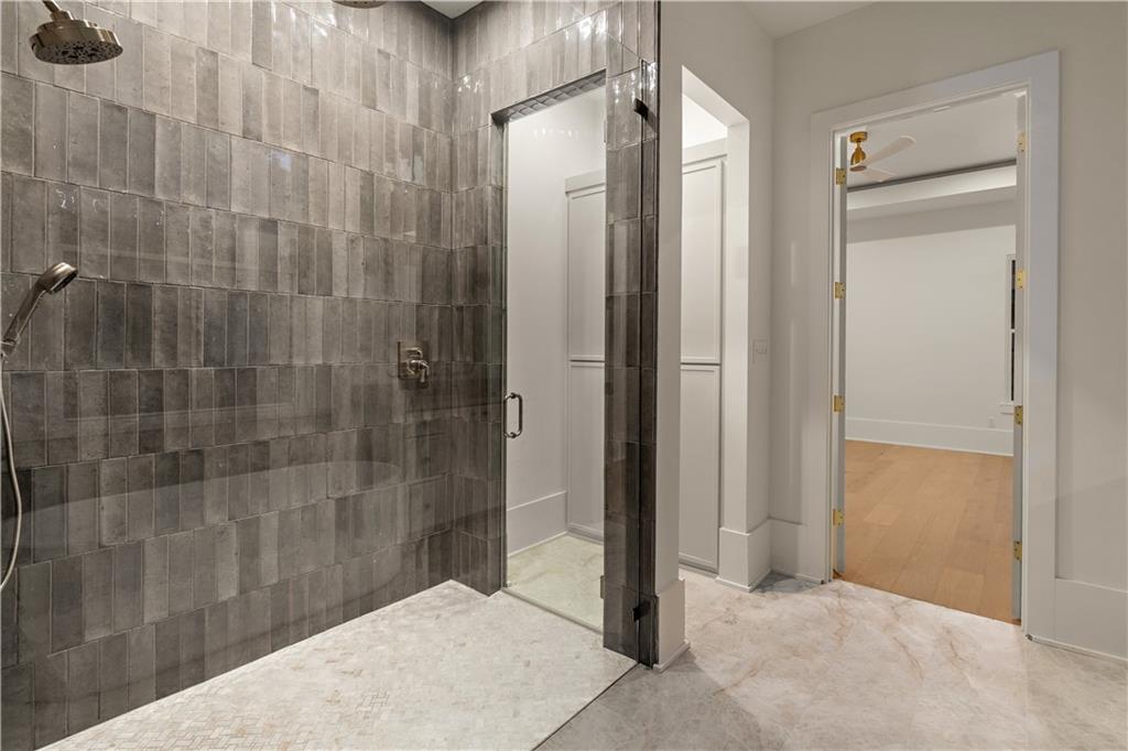 379 RUE CHARLOTTE None