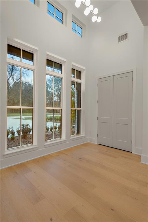 379 RUE CHARLOTTE None