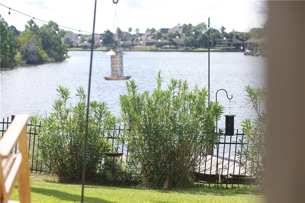 1007 MARINERS COVE Boulevard