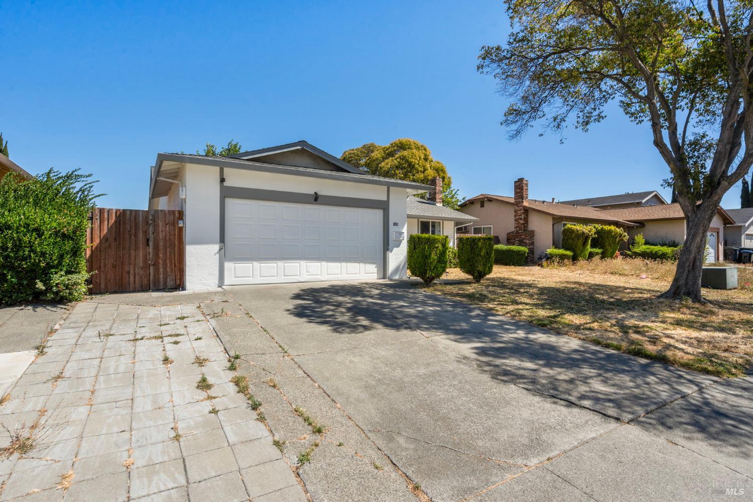 1030 Meadowlark Drive