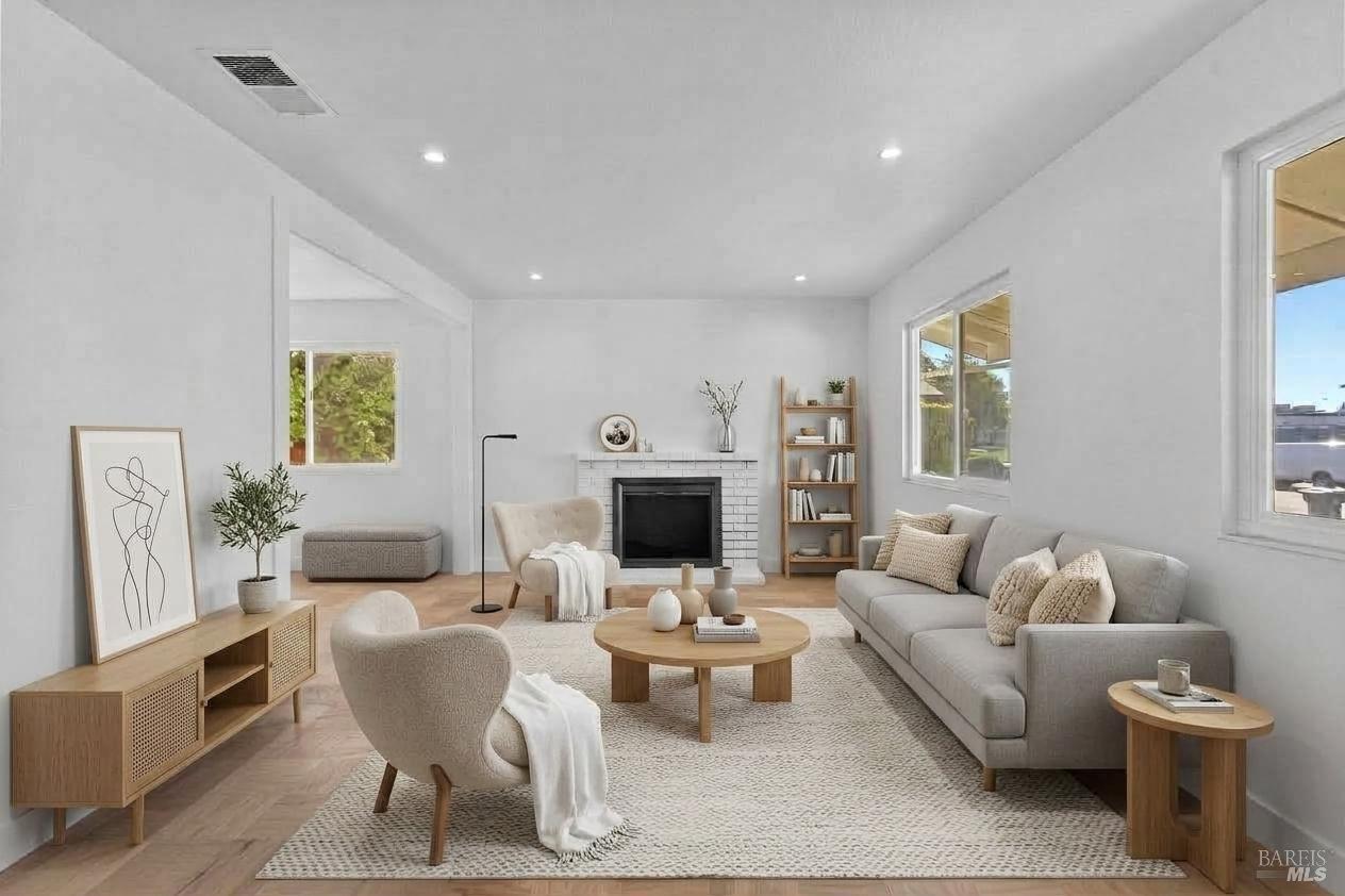 1030 Meadowlark Drive