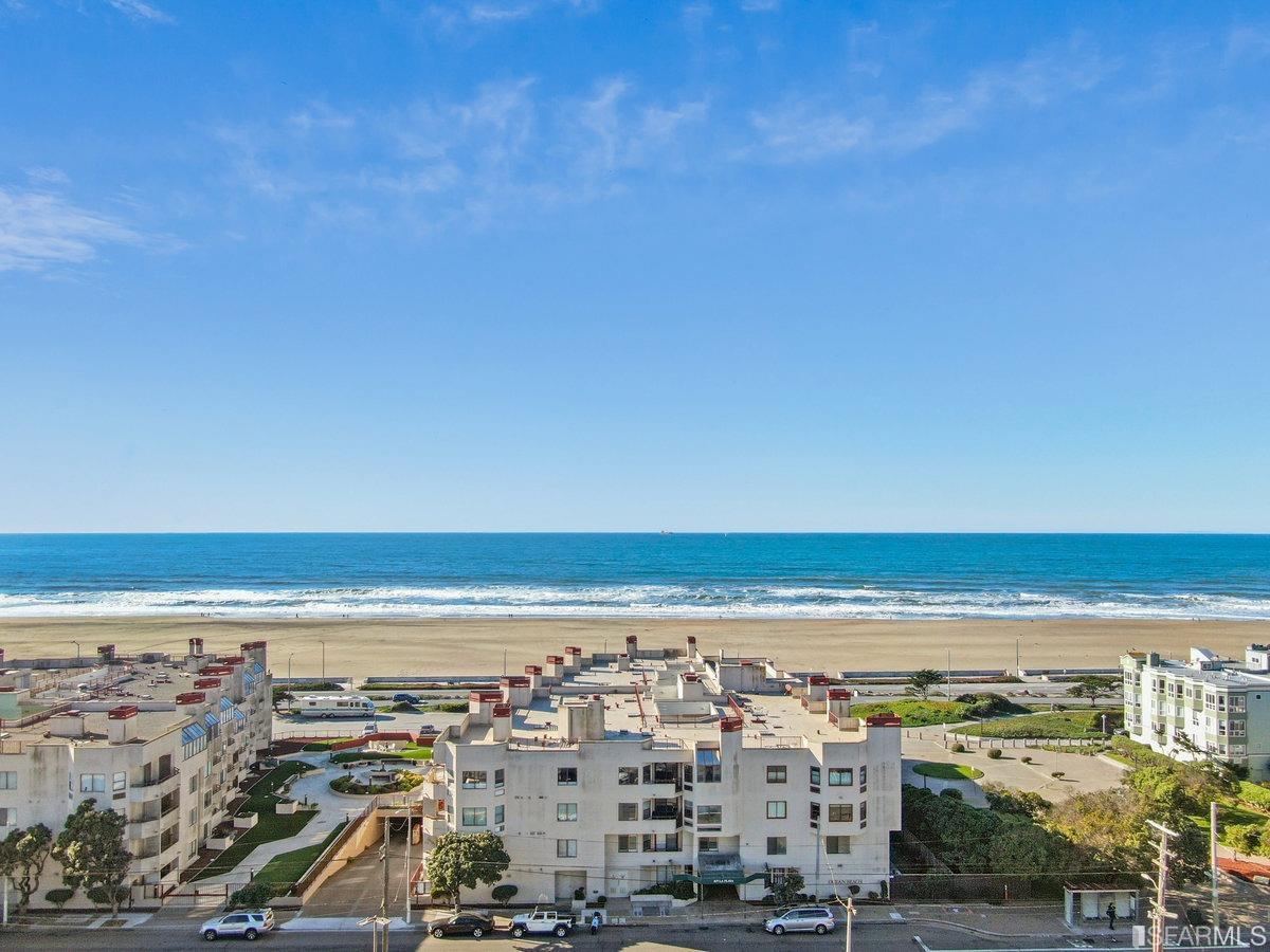 825 La Playa Street Unit: 231