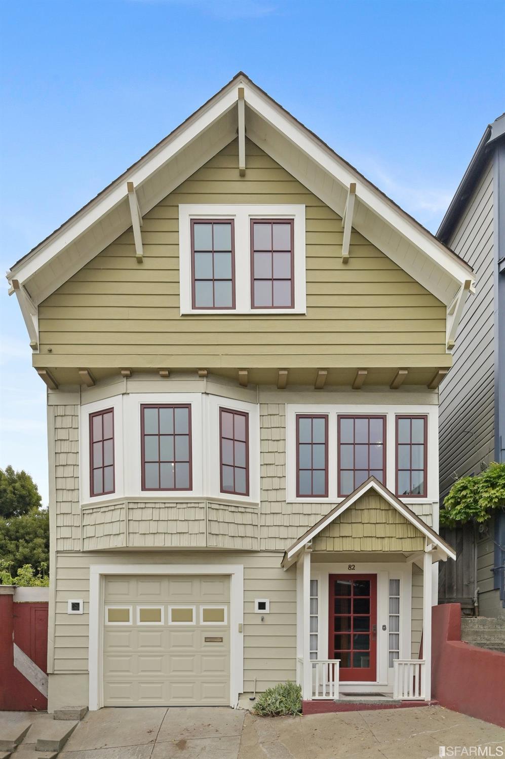 82 Gates Street