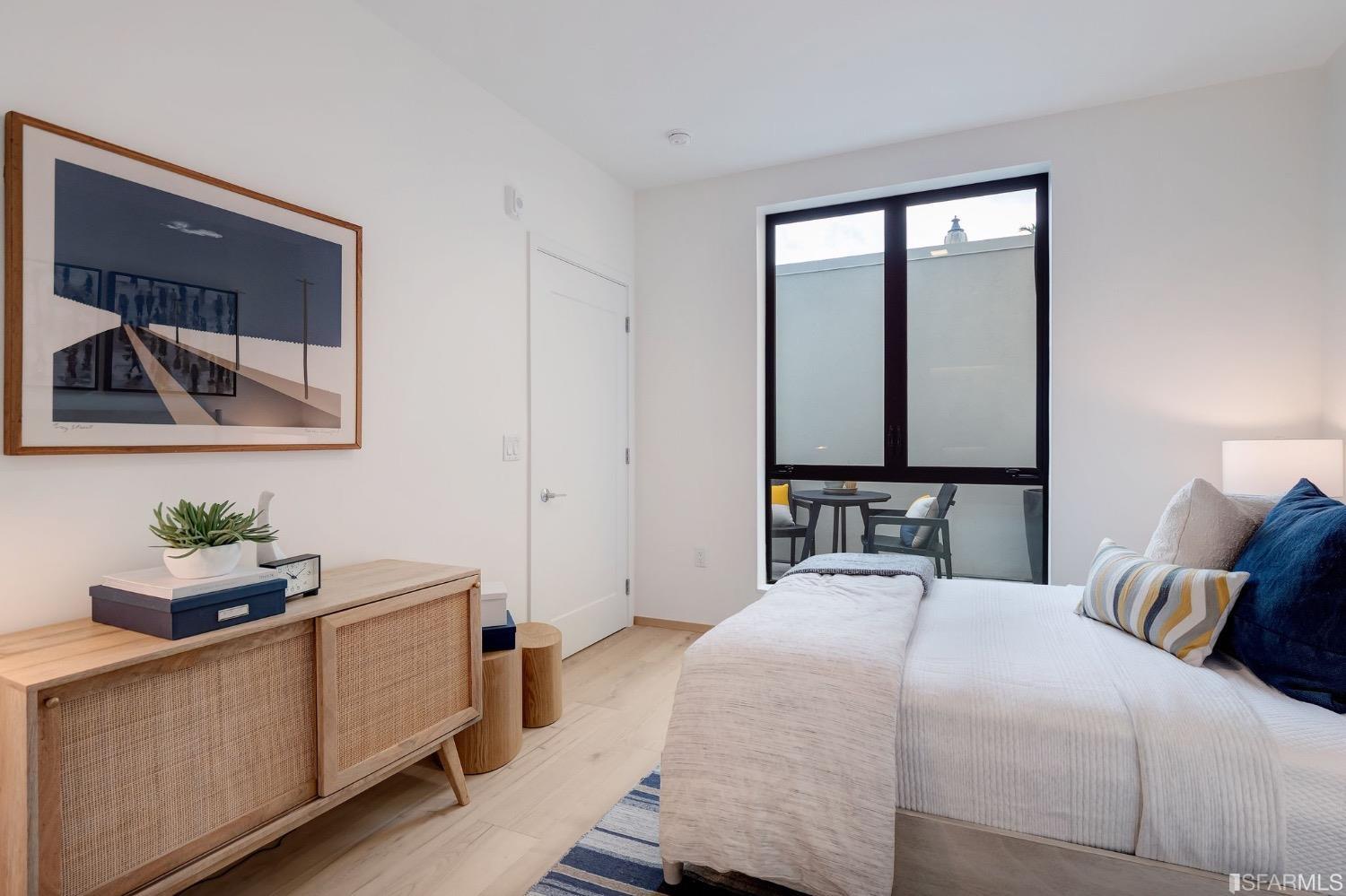 2238 Market Street # 202