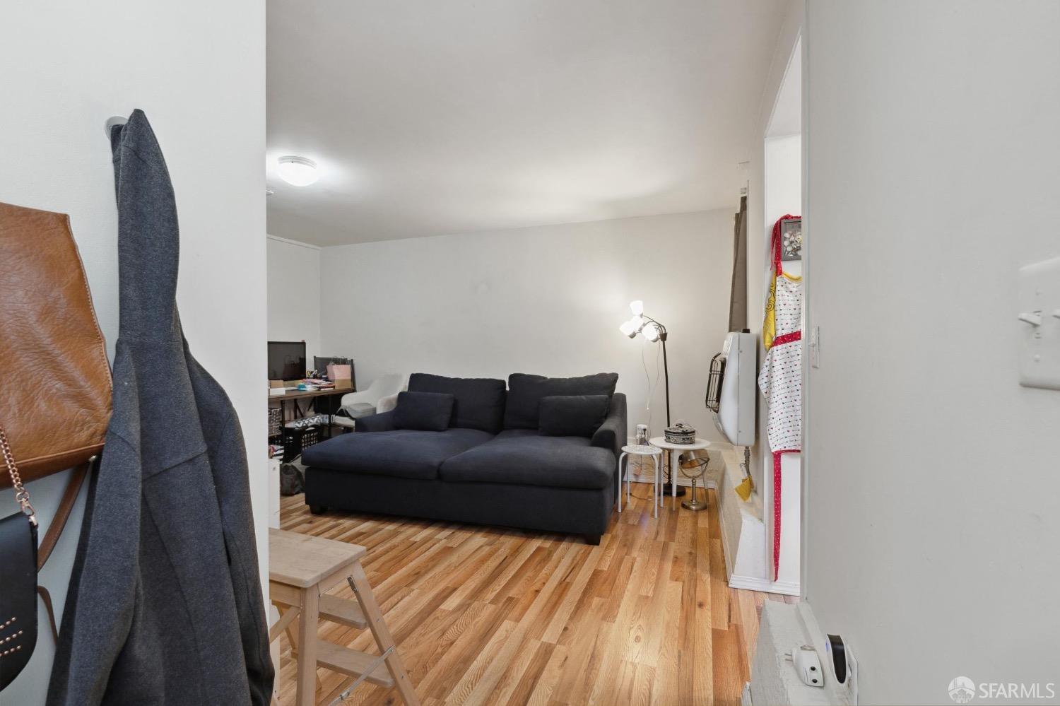 542-544 Presidio Avenue