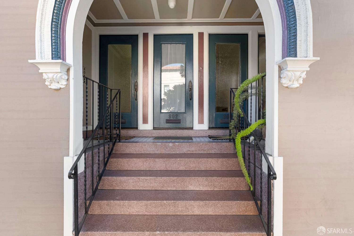 804 York Street