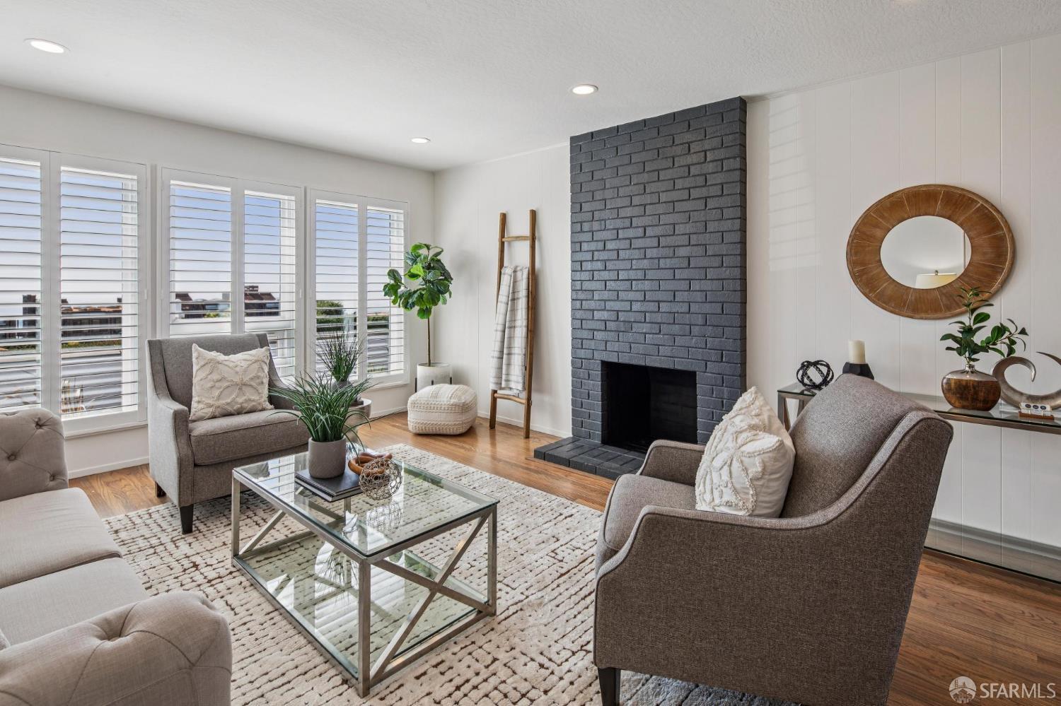 269 Beachview Avenue