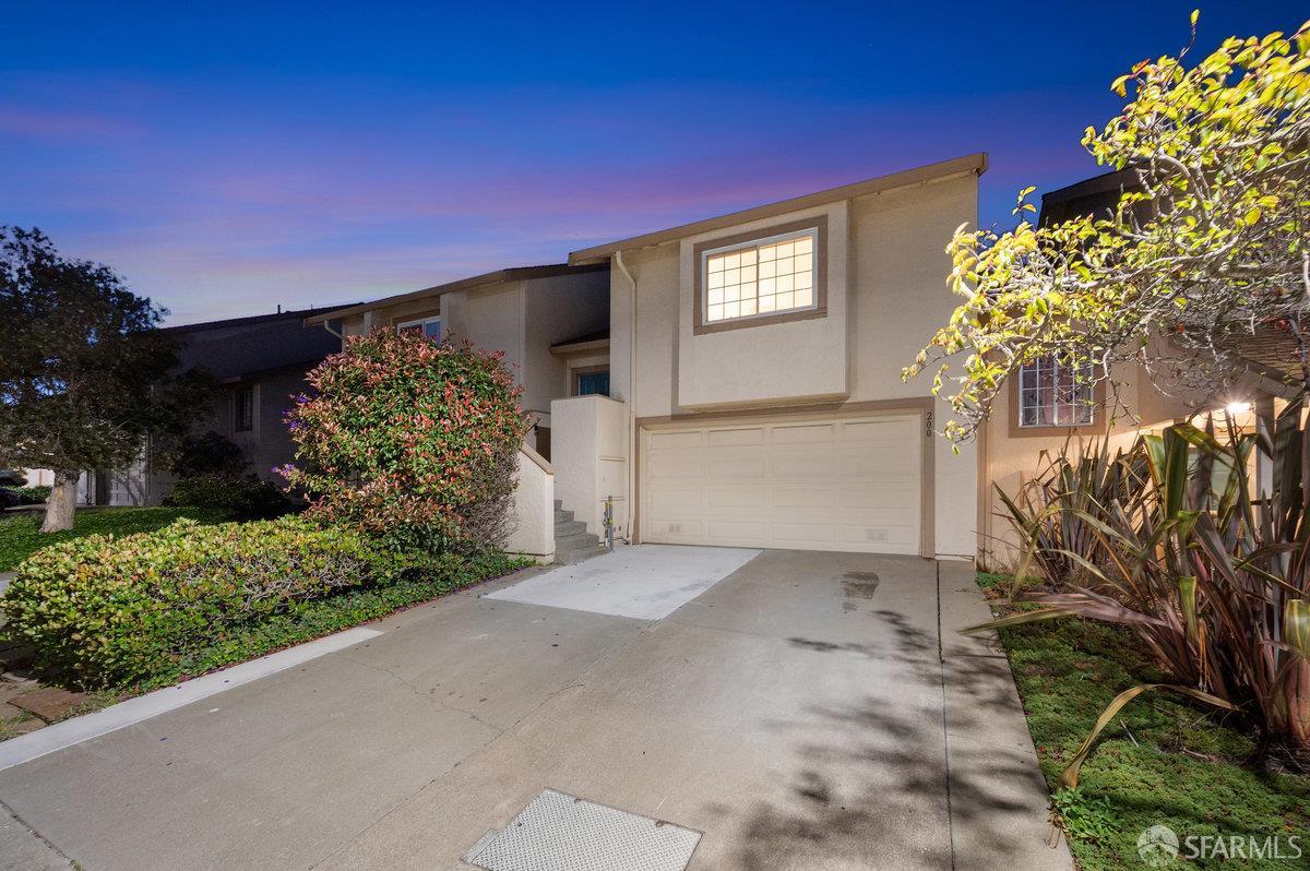 200 Bayview Circle