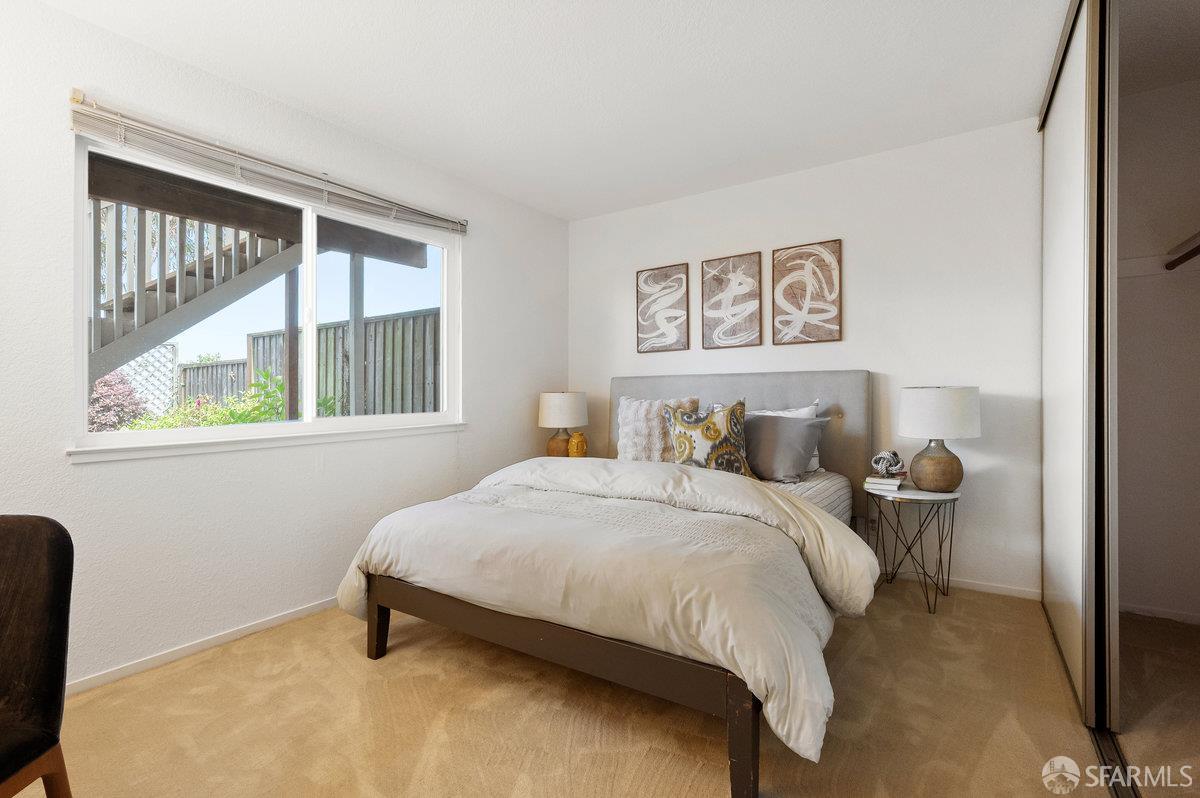 200 Bayview Circle