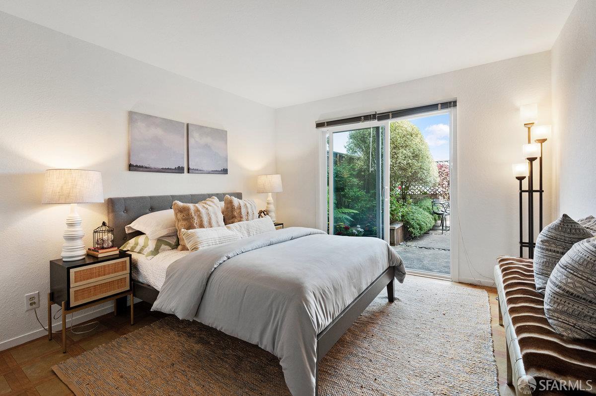 200 Bayview Circle