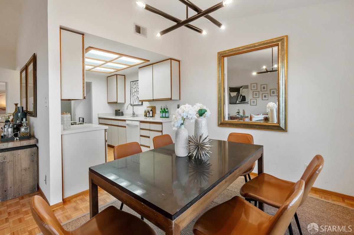 200 Bayview Circle