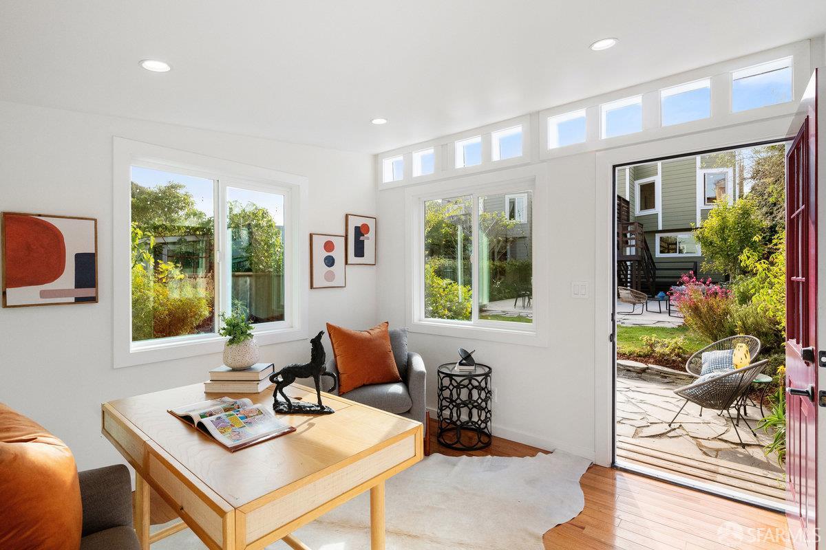 291 Capistrano Avenue