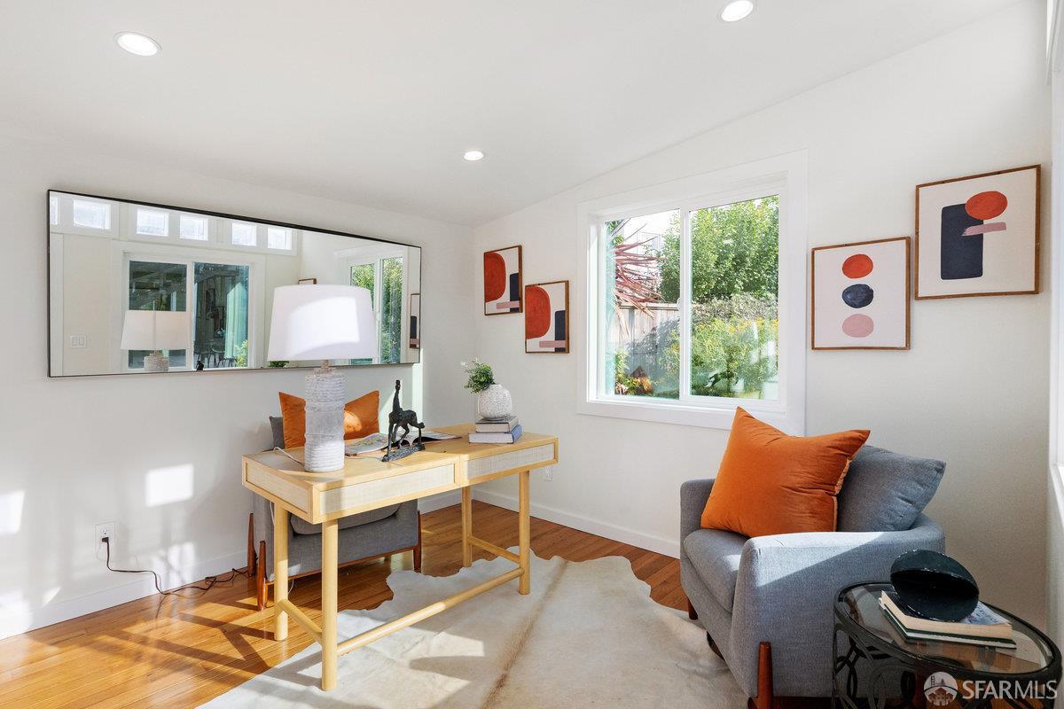 291 Capistrano Avenue