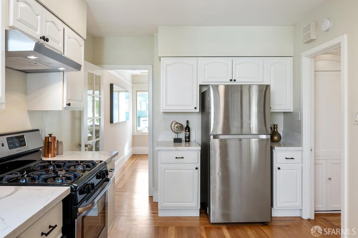 291 Capistrano Avenue