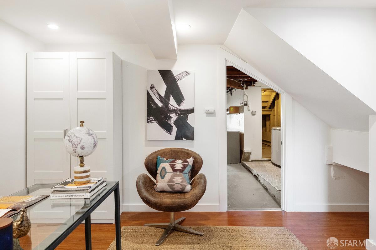 291 Capistrano Avenue