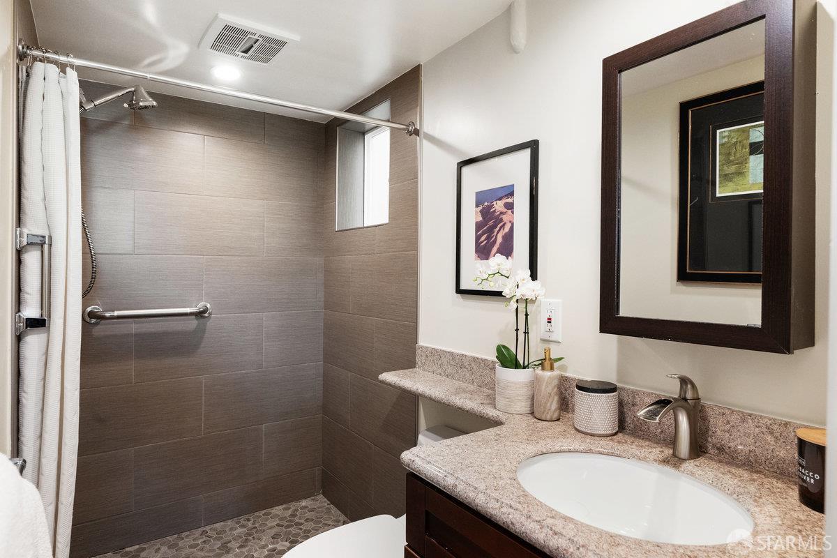 291 Capistrano Avenue