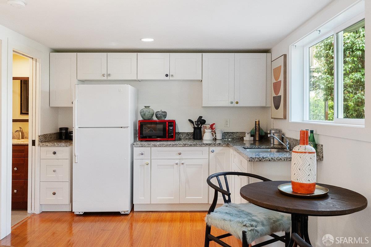 291 Capistrano Avenue