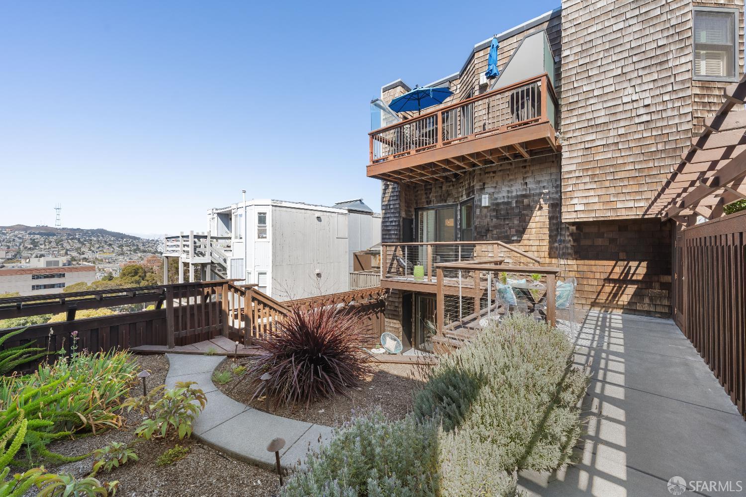 1002 Rhode Island Street # 1