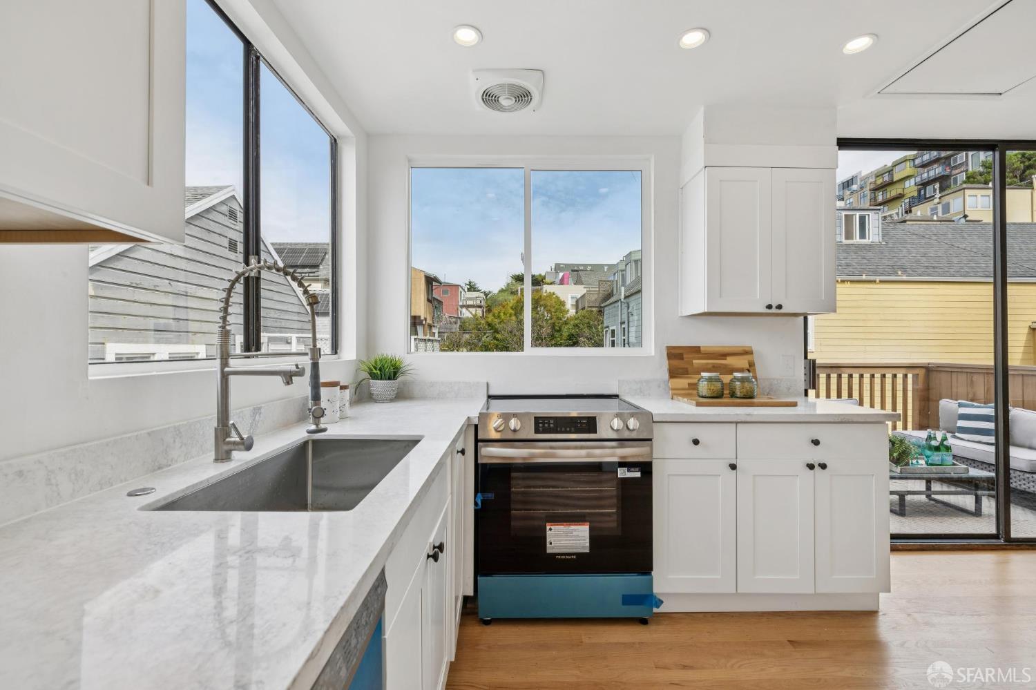 215 Virginia Avenue, San Francisco