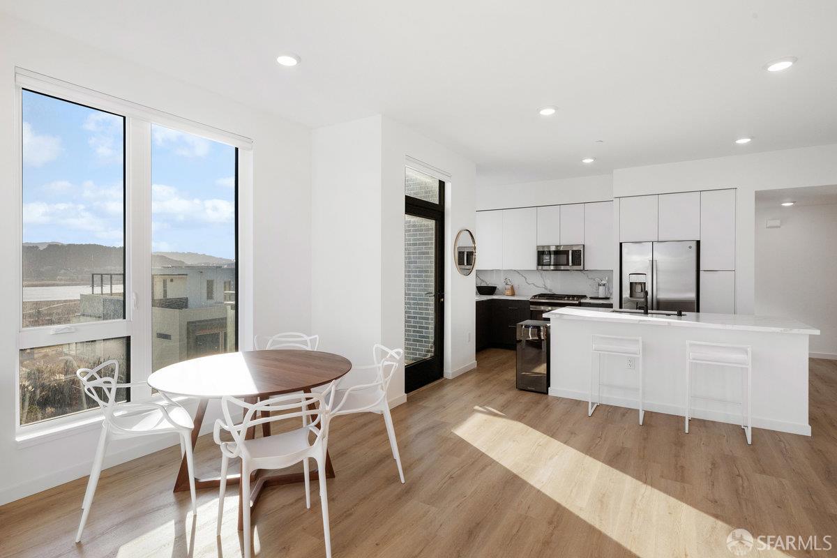 52 Kirkwood Avenue # 426