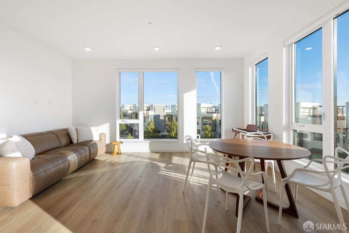 52 Kirkwood Avenue # 426
