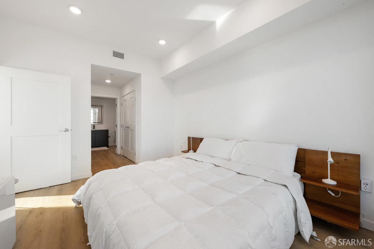 52 Kirkwood Avenue # 426
