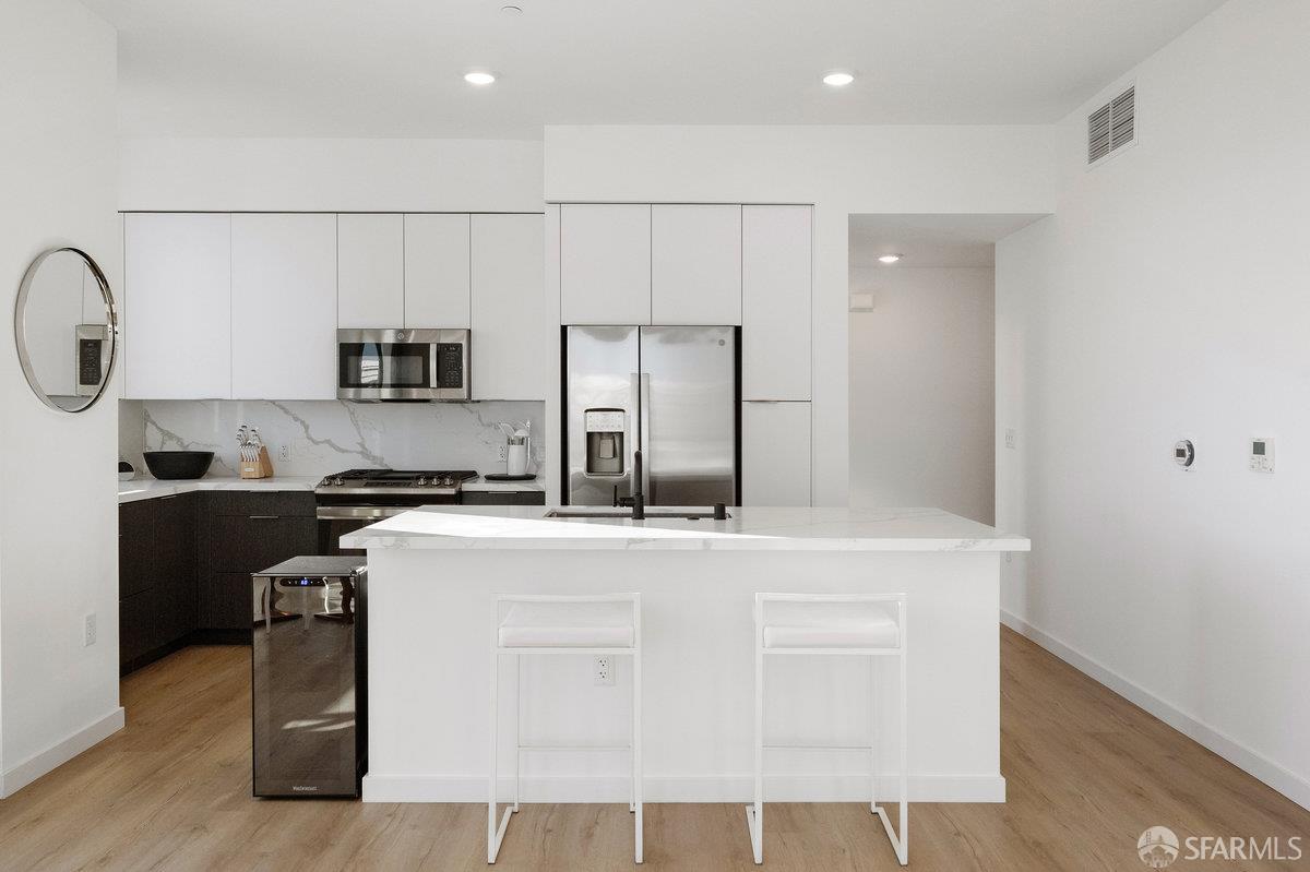 52 Kirkwood Avenue # 426
