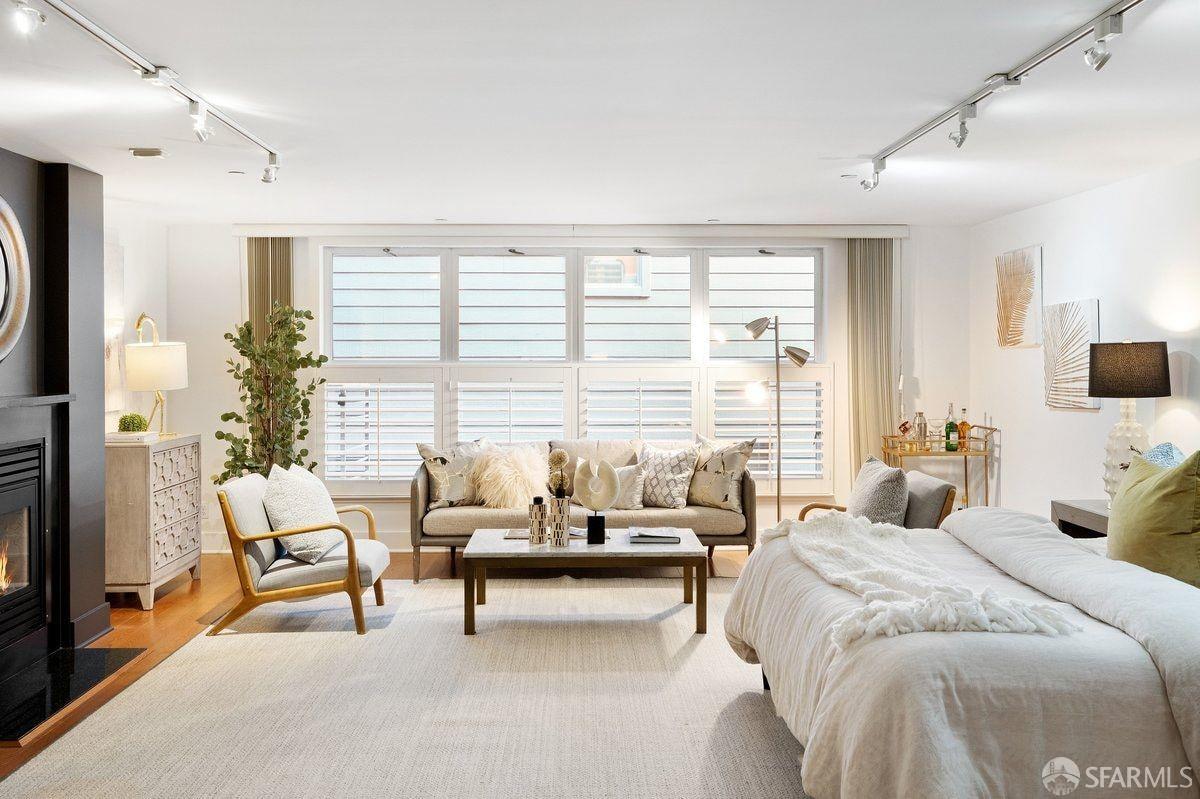 1011 23rd Street # 13