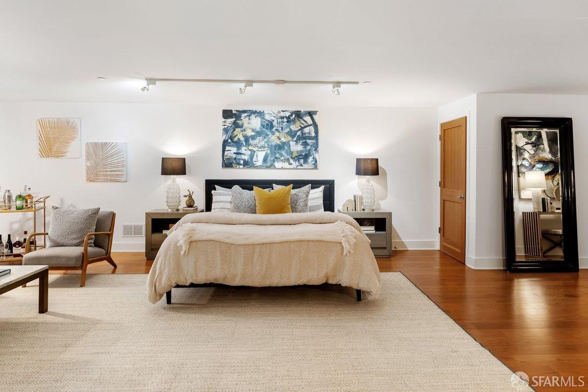 1011 23rd Street # 13