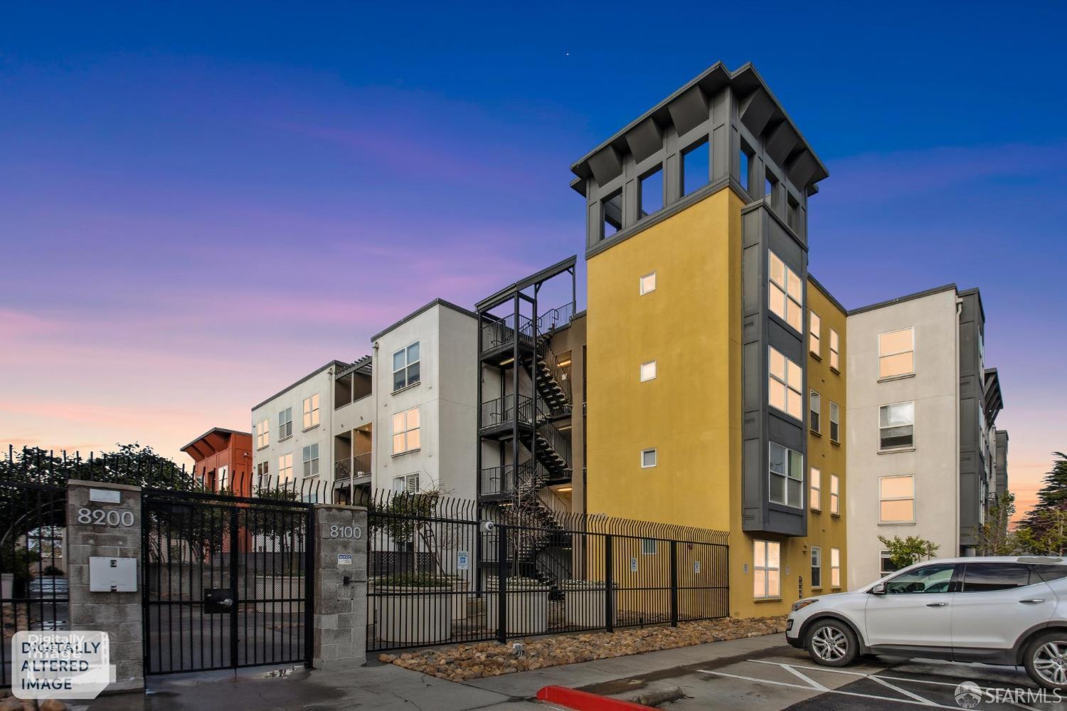 8100 Oceanview Terrace # 209