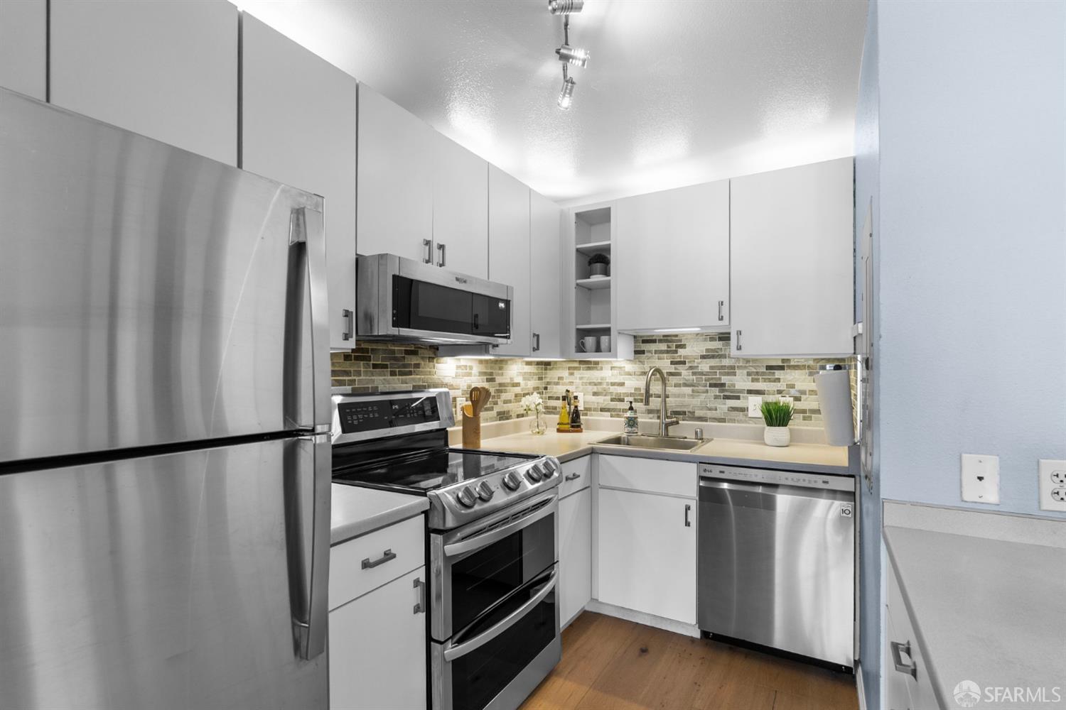 1235 Mcallister Street # 222