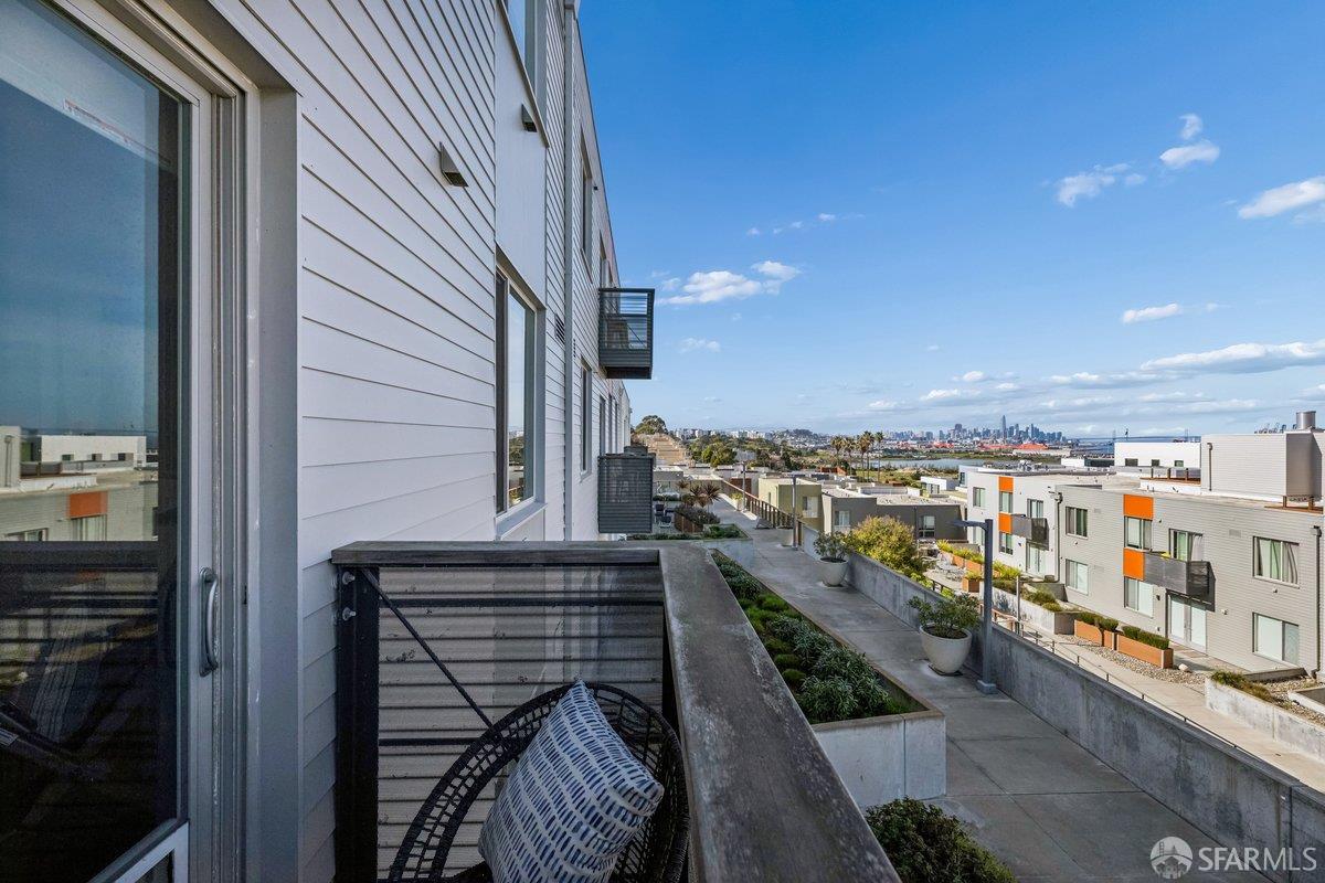 50 Jerrold Avenue # 306