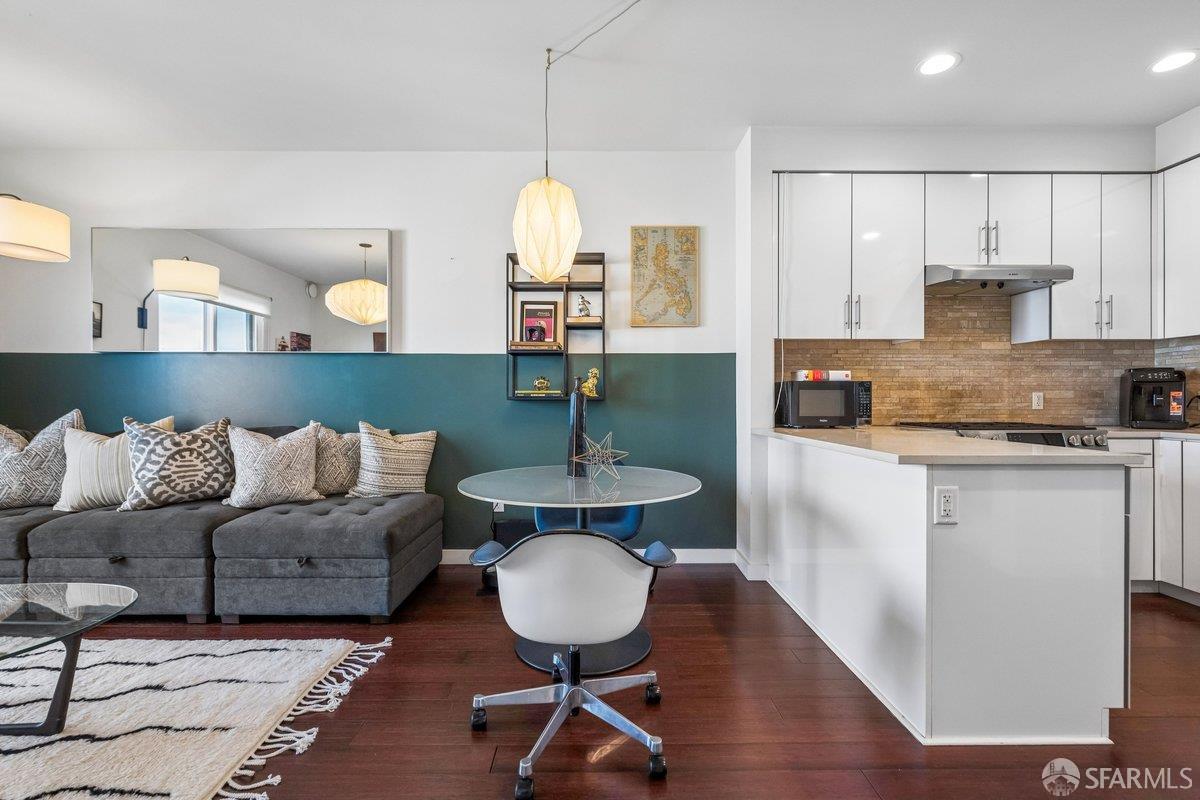 50 Jerrold Avenue # 306