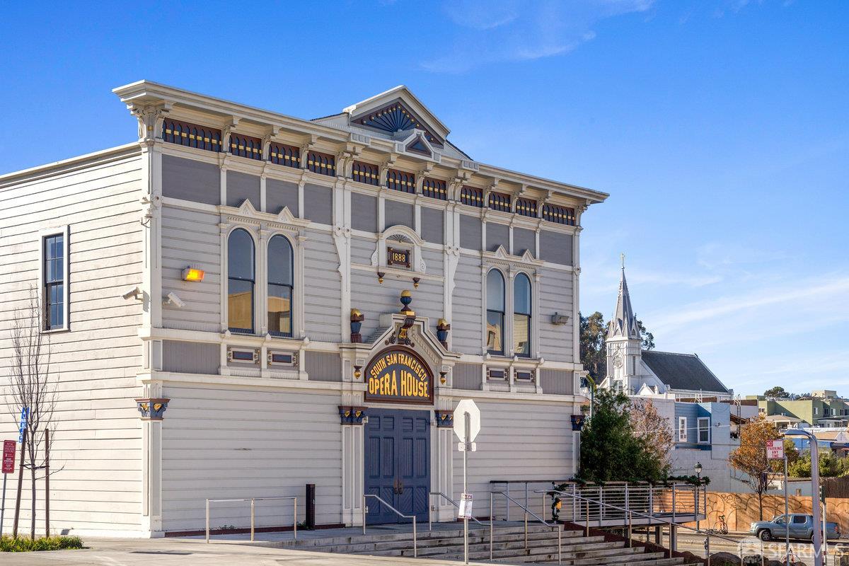 50 Jerrold Avenue # 306