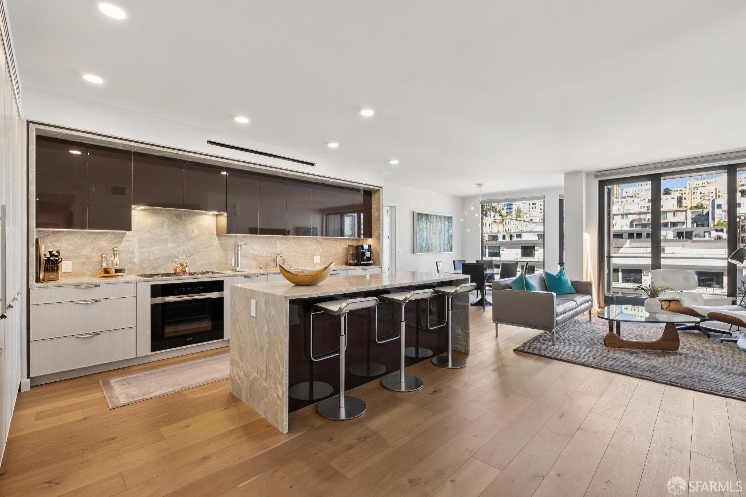 2525 Van Ness Avenue # 604