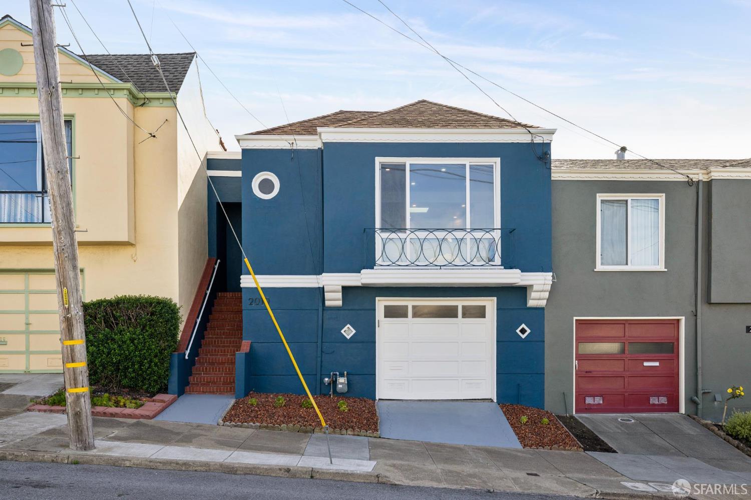 2010 30th Avenue