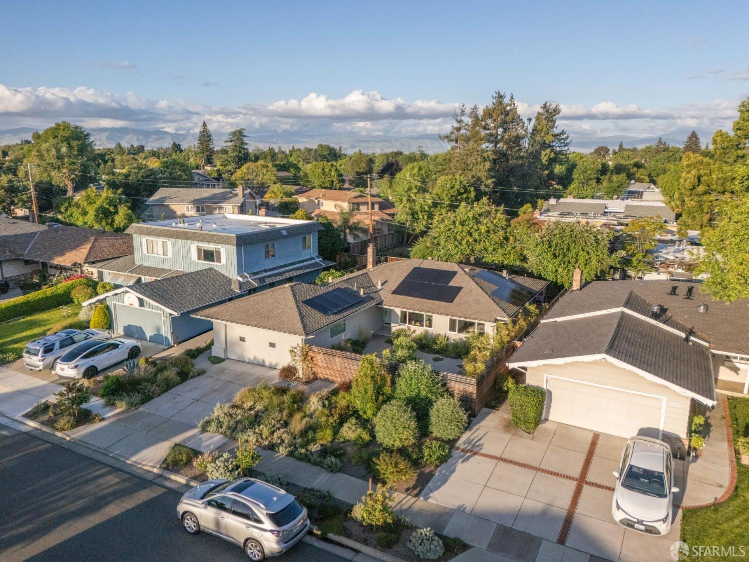 1666 Swallow Drive