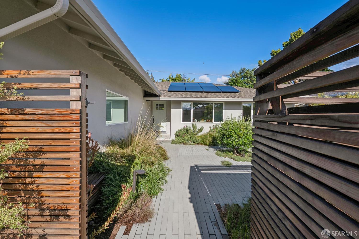 1666 Swallow Drive