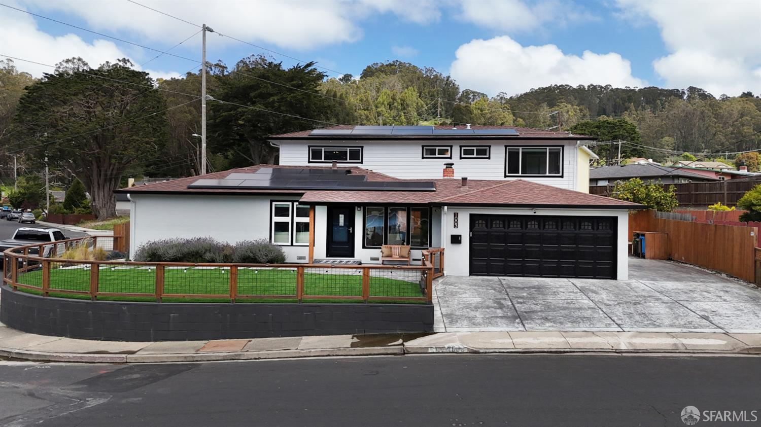 1003 Crespi Drive