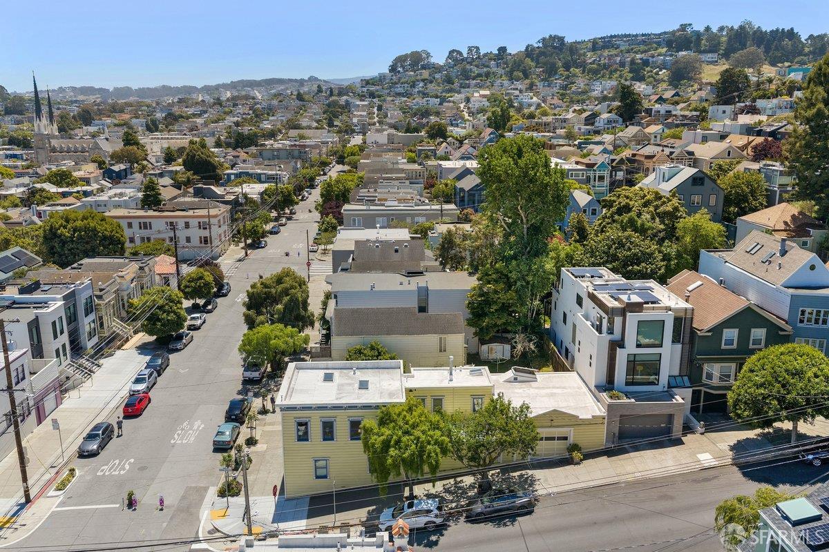 1352 Sanchez Street