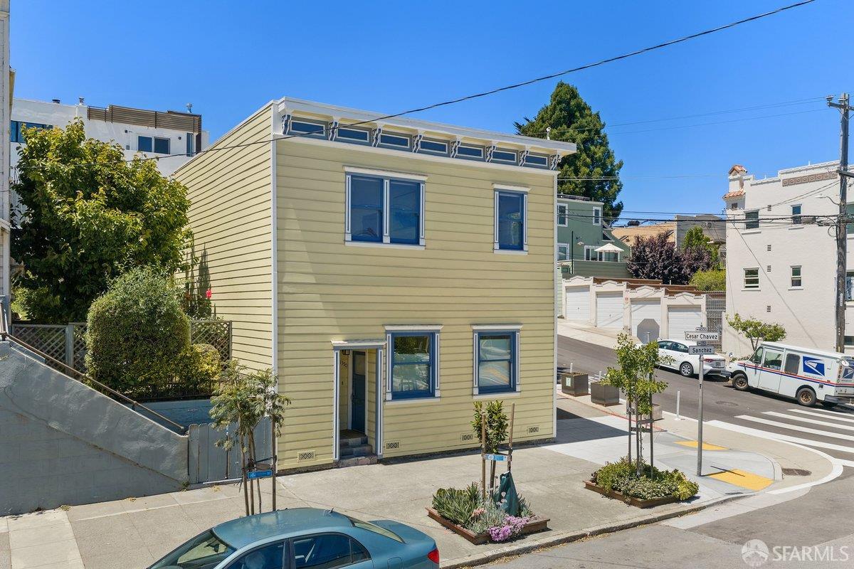 1352 Sanchez Street