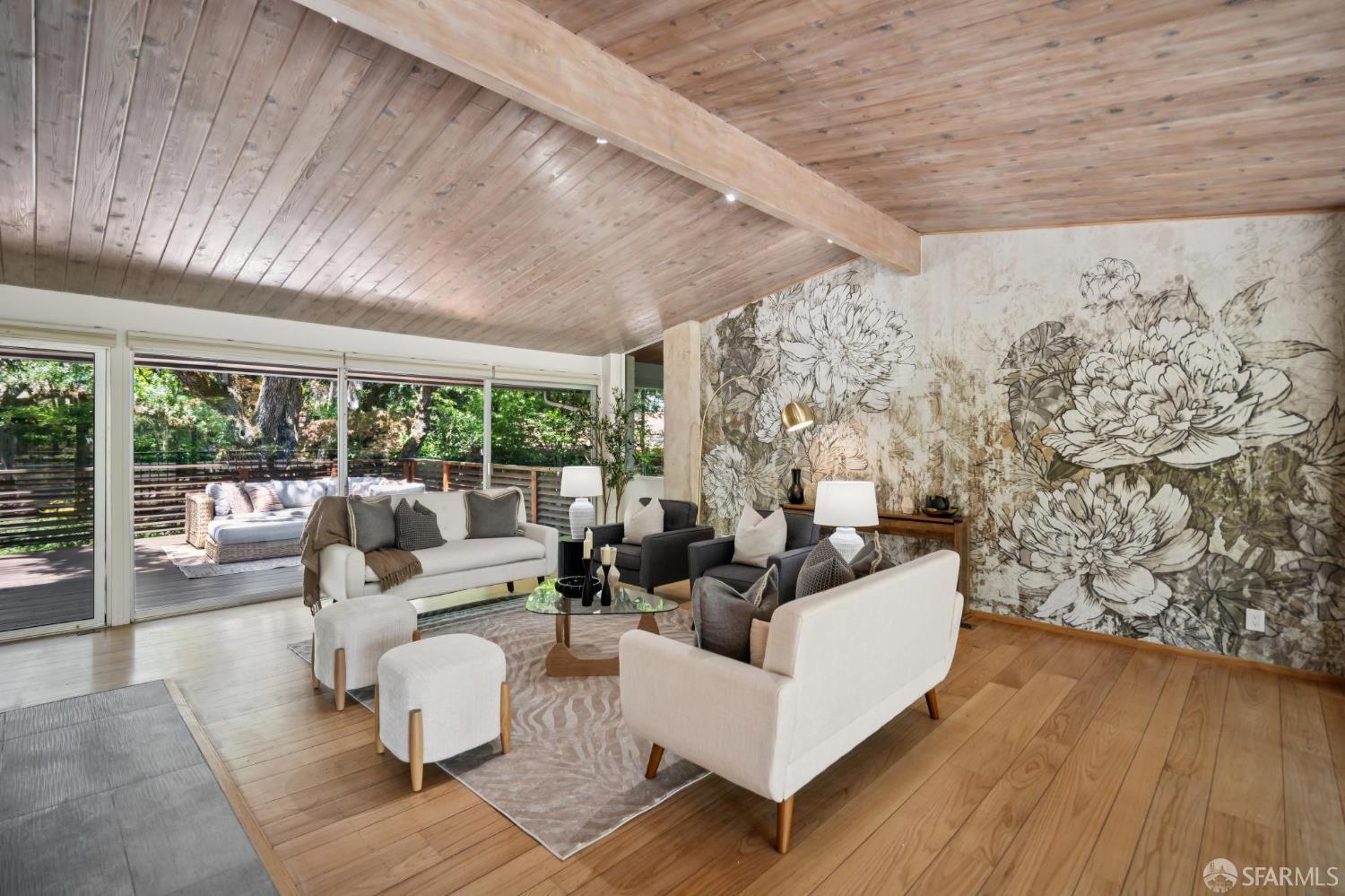 332 Canyon Drive