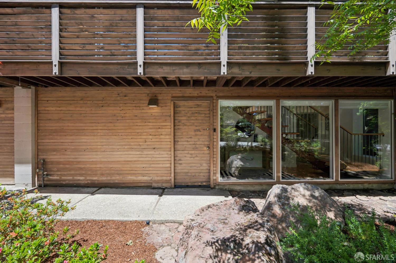 332 Canyon Drive