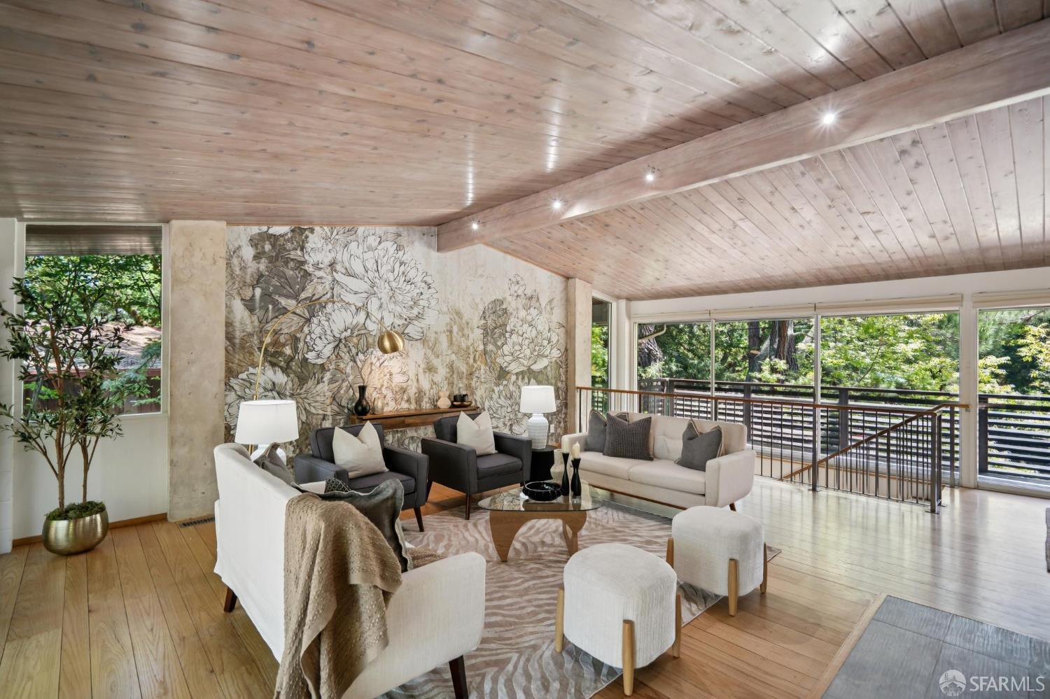 332 Canyon Drive